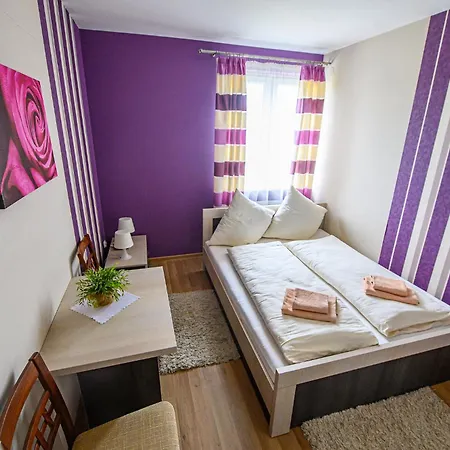 Hotel Restauracja Sara