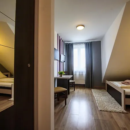 Restauracja Sara 2* Laskowa (Limanowa)