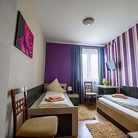 Restauracja Sara 2* Laskowa (Limanowa)